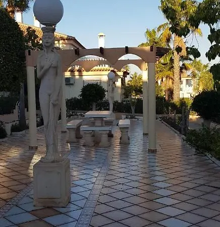 Apartment Traumwohnung Mit Herrlicher Terrasse ,wlan Pool, Gruengelegener Anlage Torrevieja