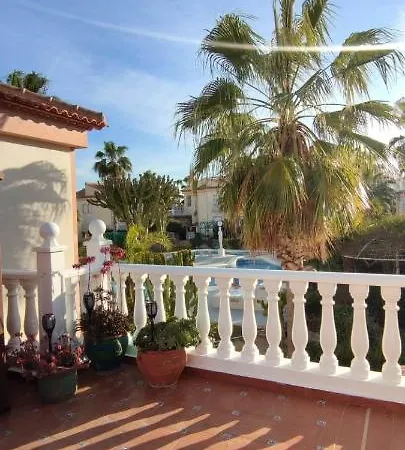 Traumwohnung Mit Herrlicher Terrasse ,wlan Pool, Gruengelegener Anlage *
